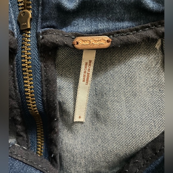 Free People Women's Faded Indigo Modern Femme Denim Short Mini Skirt - Picture 6 of 6